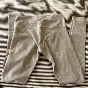 Lululemon wee stripe wunder under 6